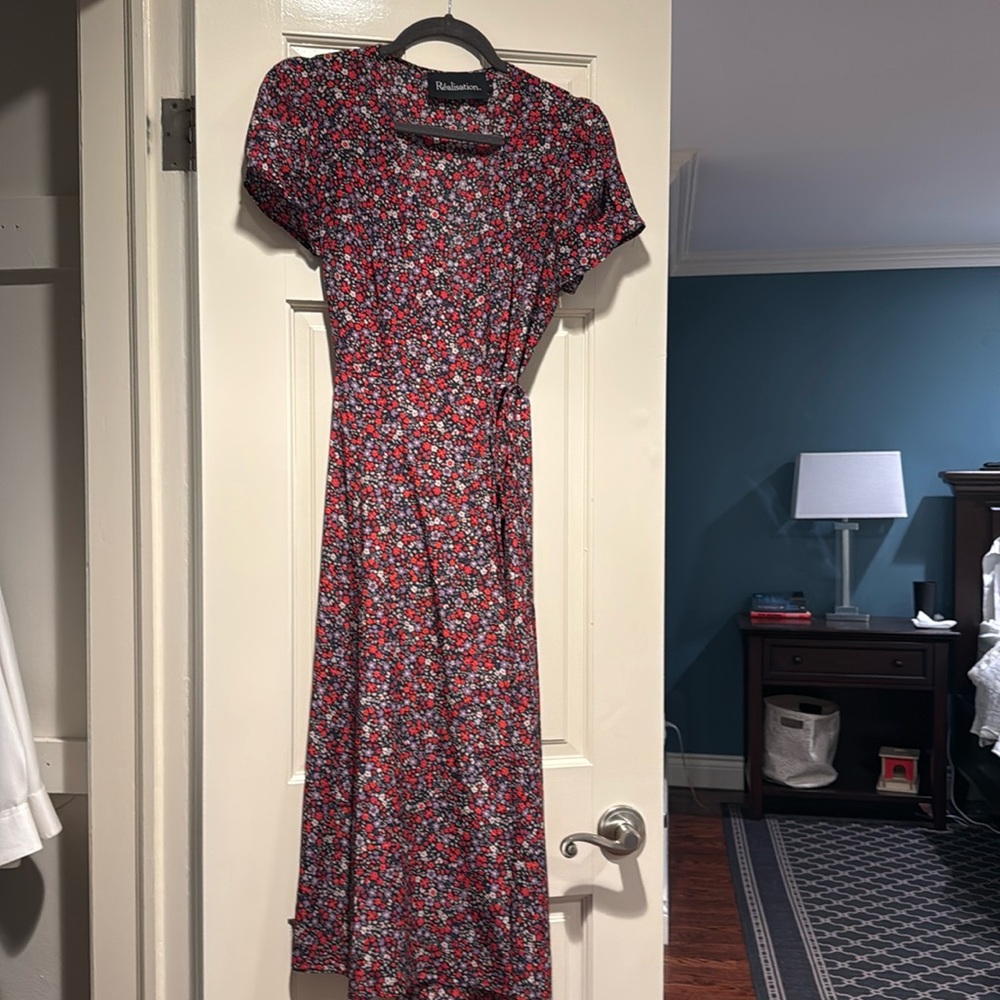 Realisation Par Pink, purple, white flower mid length dress